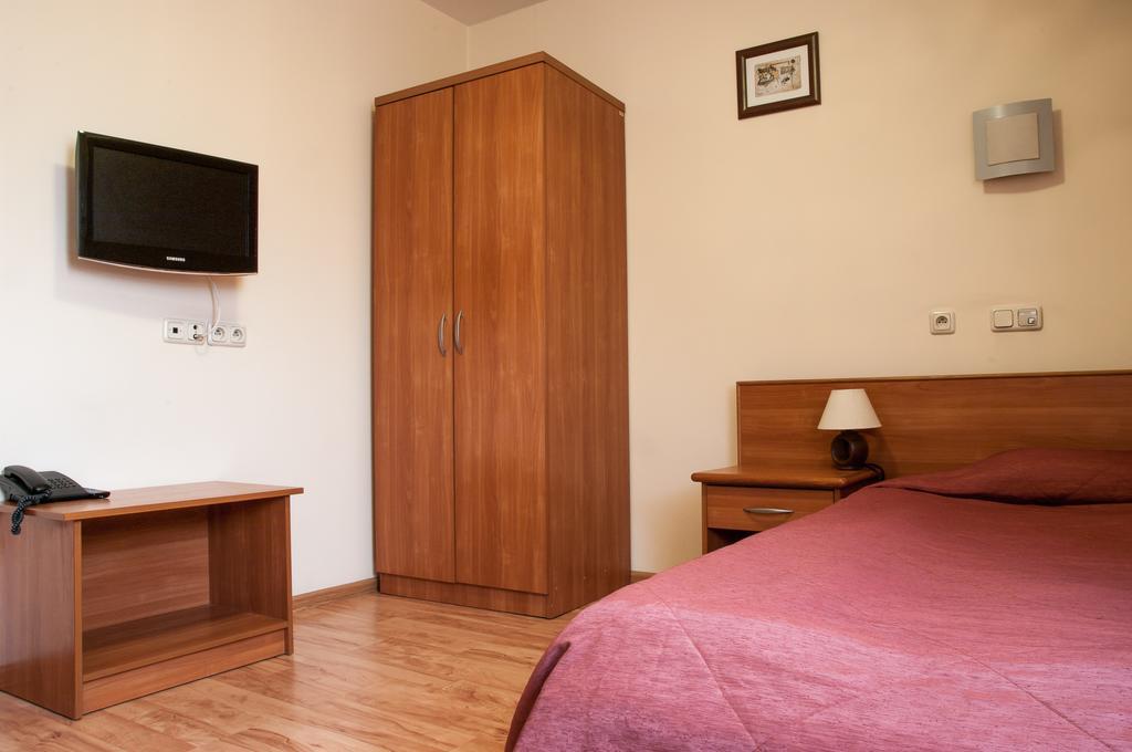 Hotel Sutoris Bochnia Room photo