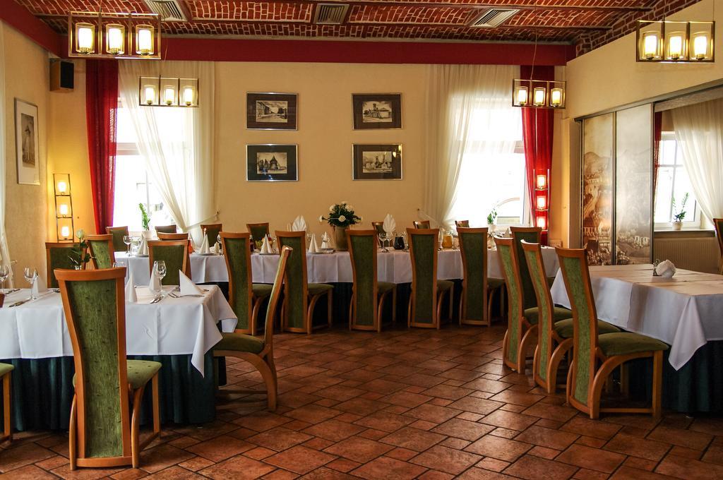 Hotel Sutoris Bochnia Exterior photo